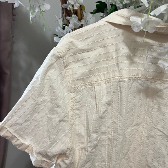 Rails Sinclair Shirt
Bone Cream Casual Button Down Shirt - Picture 12 of 12